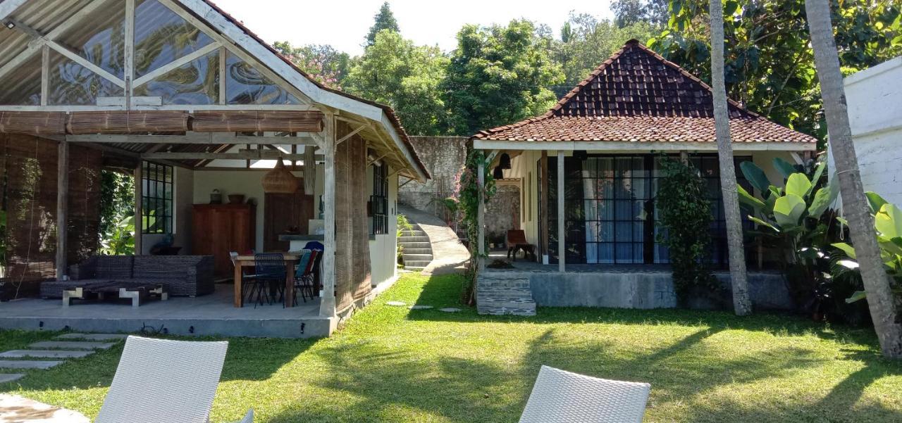 Sunmoonstarvillas Yogyakarta Jarakan Exterior foto
