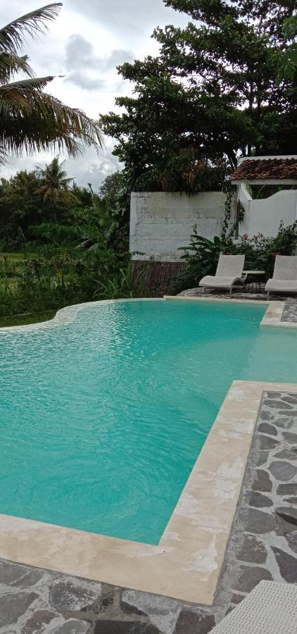 Sunmoonstarvillas Yogyakarta Jarakan Exterior foto
